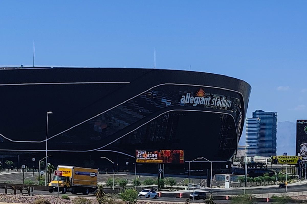 Las Vegas Raiders - Allegiant Stadium